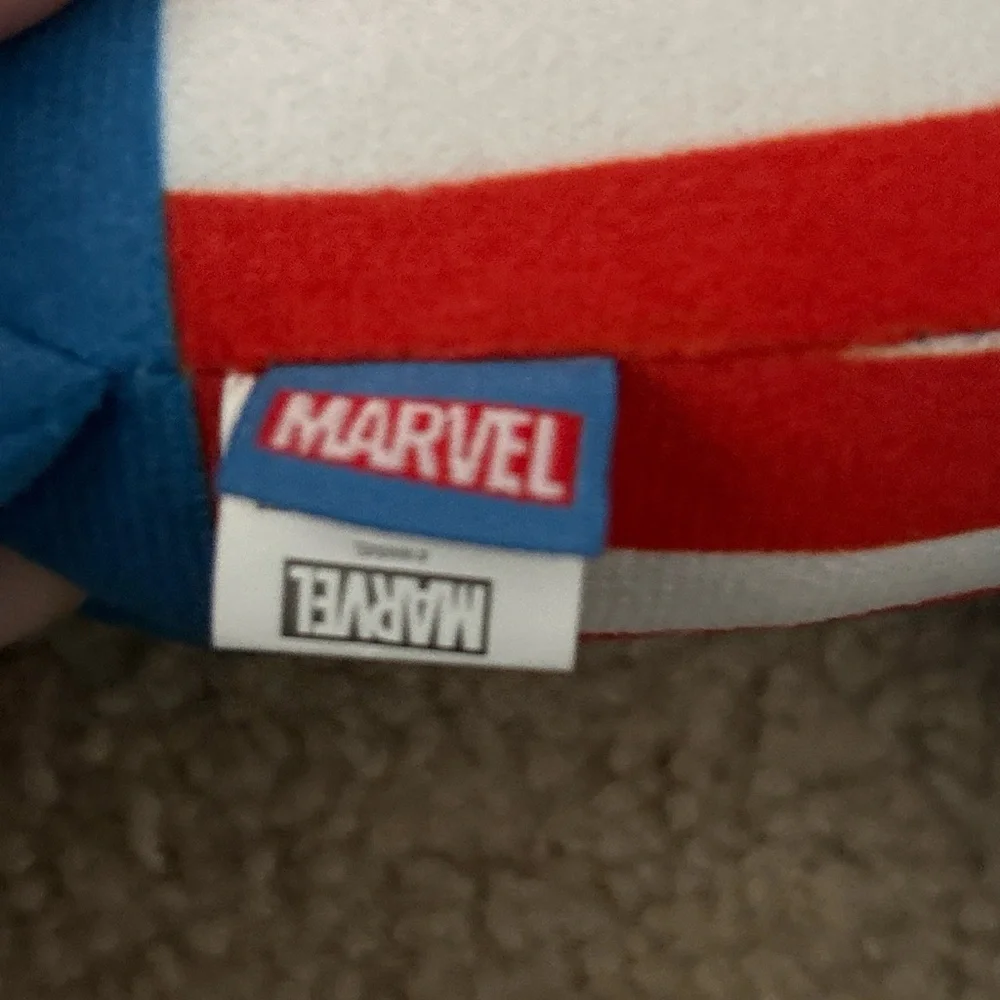 New Marvel Captain America Plush Dog Clinker & Squeaker Dog Toy approx 8״